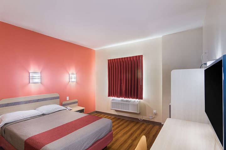 Room 22 of 56