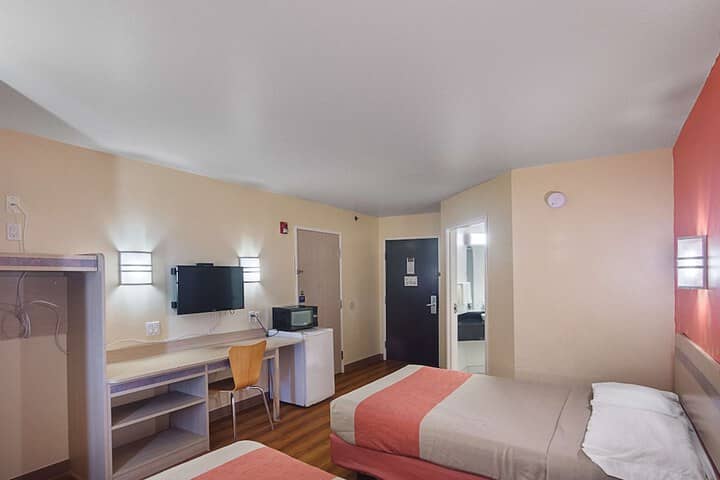 Room 17 of 56