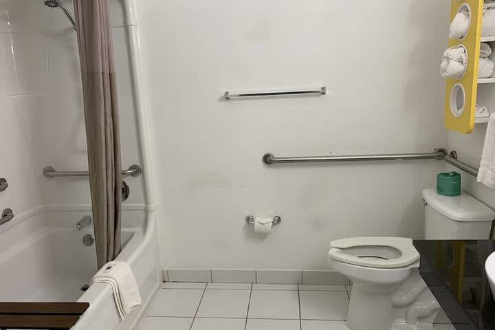 Room 30 of 56