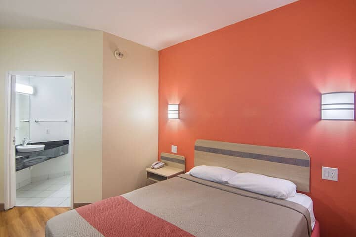 Room 21 of 56